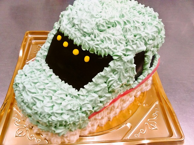 立体ケーキもできます テロワール 青梅 ケーキ 小作駅 バースデーケーキ